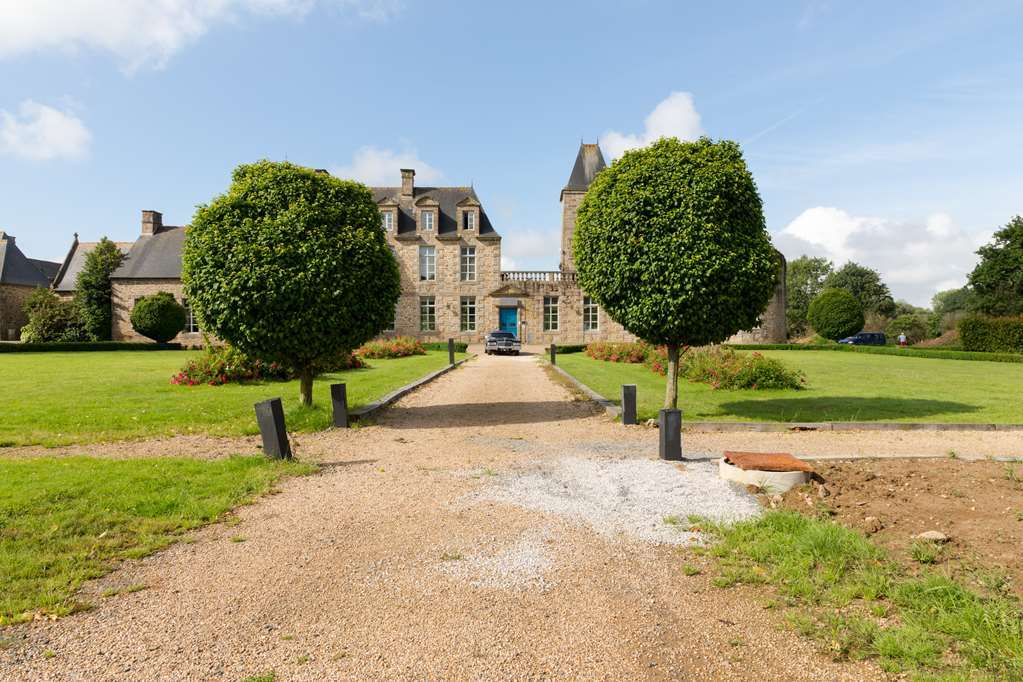 Chateau Du Bois-Guy Golf Parigne Exterior photo
